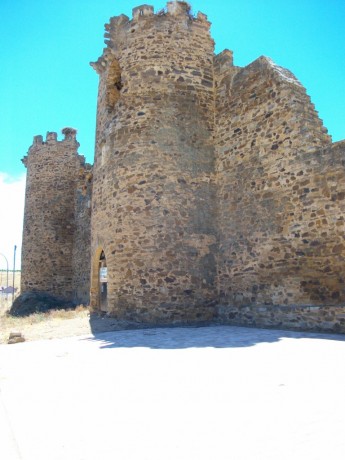  No se a vosotros, pero a mi los castillos me encantan.
Cuando paso delante de alguno no pierdo oportunidad 165