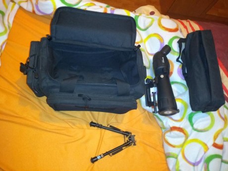 Hola. Por retirada de la afición.

Vendo equipo para el tiro.

Maletín de tiro comprado en armería, con 02