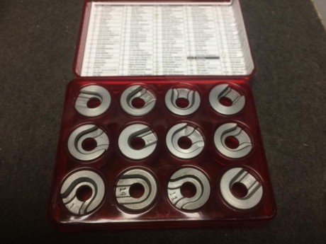 Se vende enpistonador lee, sin usar, con adaptador para large y small, incluido juego de shell holders, 00