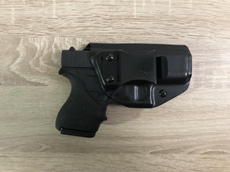Vendo glock 43 en perfecto estado. La vendo por nueva compra. La vendo con 3 cargadores : uno el original 00