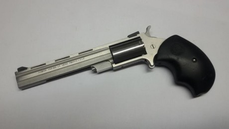 Vendo mini revolver North American Arms del 22lr, actualmente guiada en F (da las medidas), posiblemente 00
