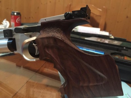 Hola vendo steyr lp10 talla m de diestros un solo dueño se compro a ibergris ,jamás a competido,fue un 121