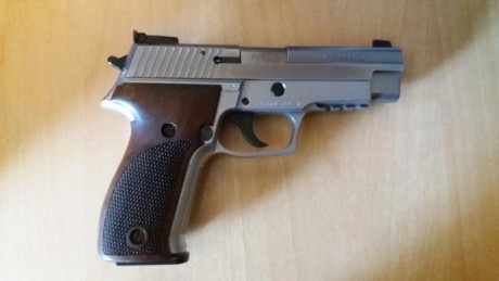 Buenas a todos.
Vendo una pistola deportiva Sig Sauer P 226 S
Es una magnífica arma de precisión toda 10