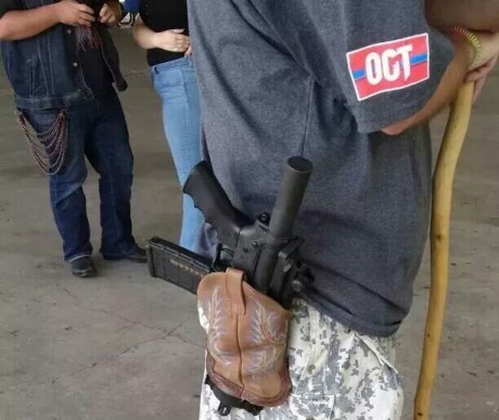 ¡Muy buenas a todos!

Estaba dando un paseo por el foro, cuando me he dado cuenta de que no había un hilo 100