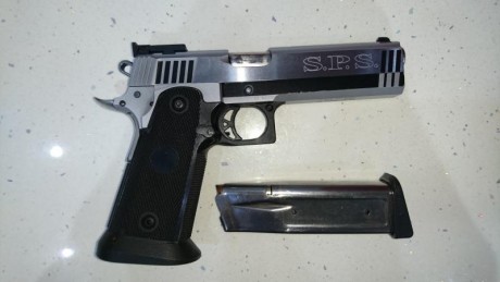 Hola compañeros,vendo pistola sps del calibre 45.El arma esta en buen estado,la compre de segunda mano,yo 02