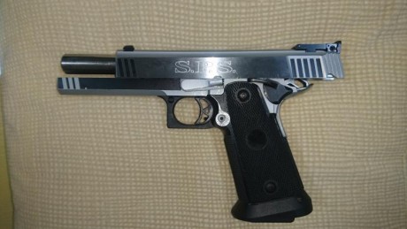Hola compañeros,vendo pistola sps del calibre 45.El arma esta en buen estado,la compre de segunda mano,yo 00