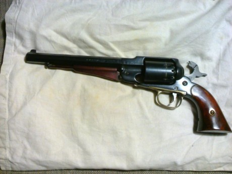 Vendo Remington S.Bárbara, calibre .454 en perfecto estado de funcionamiento, comprado nuevo en 1983, 02