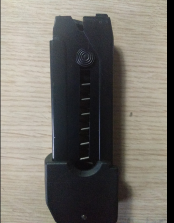 Vendo cargador para la tesro ts32,3 es nuevo lo vendo por 45 euros portes incluidos a península , gracias 00