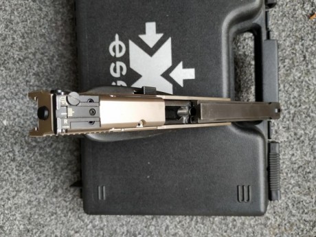 Vendo pistola Hammerli X Esse calibre .22 con cañón de cuatro pulgadas. La corta. Muy cuidada como todas 01