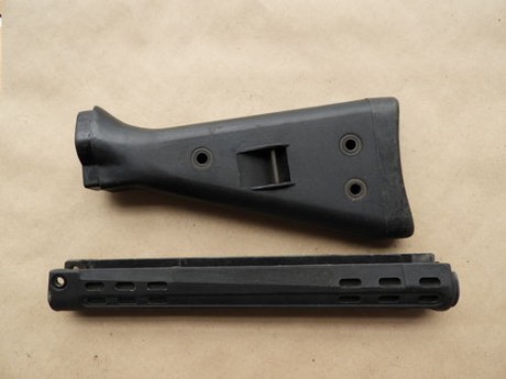 Accesorios cetme c hk g3
Hola vendo :
1 kit negro guardamanos pistolete y culata                 80 euros
1 02