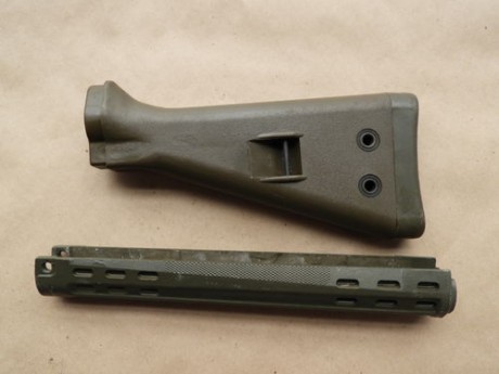 Accesorios cetme c hk g3
Hola vendo :
1 kit negro guardamanos pistolete y culata                 80 euros
1 01