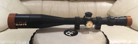 Indiscutiblemente, uno de los mejores visores para F Class del mundo. Otra galaxia.

Comprado nuevo en 00