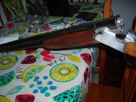 Se vende escopeta superpuesta de caza Victor Sarrasqueta Payoner de 70cm de cañon muy buenas condiciones 00