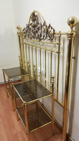 Pues eso, adjunto fotos de los objetos principales, pero tengo alguno más. Como podéis ver son de altísima 21
