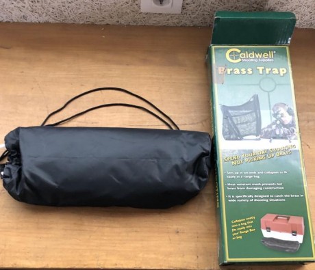 Vendo recoge vainas para mesa o para montar en tripode, esta nuevo sin usar, solo se ha montado para hacer 02