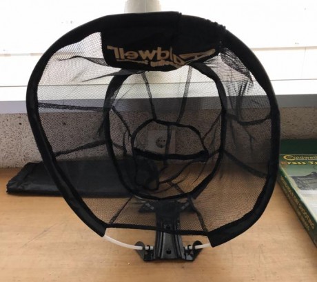 Vendo recoge vainas para mesa o para montar en tripode, esta nuevo sin usar, solo se ha montado para hacer 00