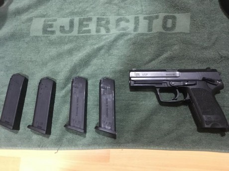 vendo H&K USP 9mm con cuatro cargadores 

incluye cinturón velcro de IPSC Double Alfa con 4 portacargadores 02