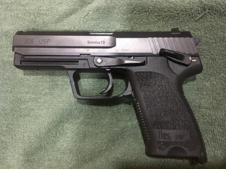 vendo H&K USP 9mm con cuatro cargadores 

incluye cinturón velcro de IPSC Double Alfa con 4 portacargadores 01