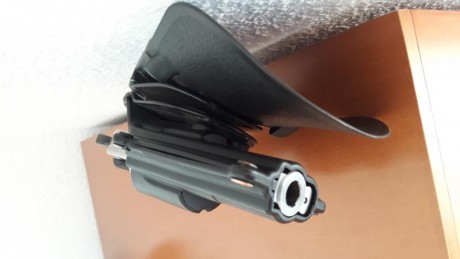 Buenas tardes foreros!
Busco pistola pequeña del 9 corto, estilo bodyguard, ruger lcp, beretta pico, remington 50
