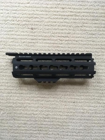 Hola 
Todos los artículos esta nuevos, sin uso.
Guardamanos 75€
Culata 45€
CARRY HANDLE 85€
Gastos de 02