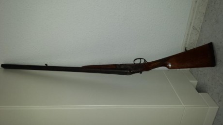 Se vende escopeta paralela discover del 12/70. Perfecta de ajustes. Cantonera de goma. Es de 1 y 2 * fijas. 02