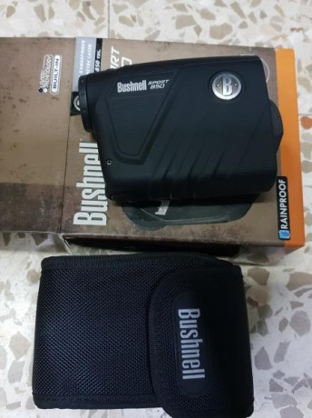 Se vende Telémetro Bushnell Sport 850 totalmente nuevo, solo se ha sacado varias veces de su caja para 00