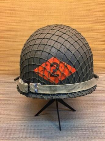 Buenas noches.

Soy coleccionista de objetos militares US de la segunda guerra mundial.
Estoy haciendo 31