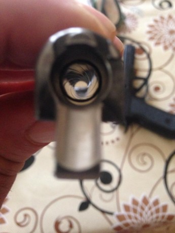 Hola, vendo CZ 75 SP01 phantom calibre 9Pb, con 2cargadores originales CZ de 18 cartuchos cada uno y 2 110