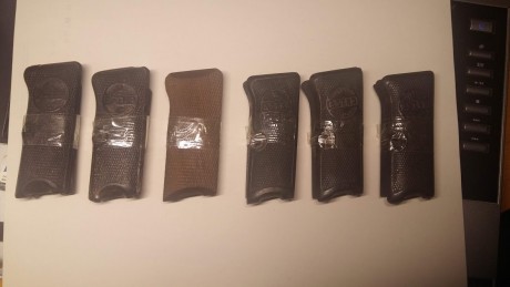 Vendo estas cachas y Cargadores de coleccion de distitos modelos 20190212_183844.jpg  20190212_183458.jpg 70