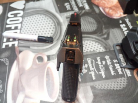   CERRAR ANUNCIO POR FAVOR  


 Vendo mi HK USP STANDAR en calibre 9mm Parabellum. 
Guiada en "F".
Apenas 01