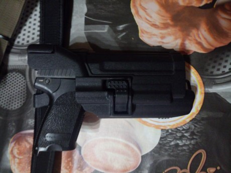   CERRAR ANUNCIO POR FAVOR  


 Vendo mi HK USP STANDAR en calibre 9mm Parabellum. 
Guiada en "F".
Apenas 21