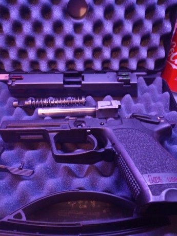   CERRAR ANUNCIO POR FAVOR  


 Vendo mi HK USP STANDAR en calibre 9mm Parabellum. 
Guiada en "F".
Apenas 30