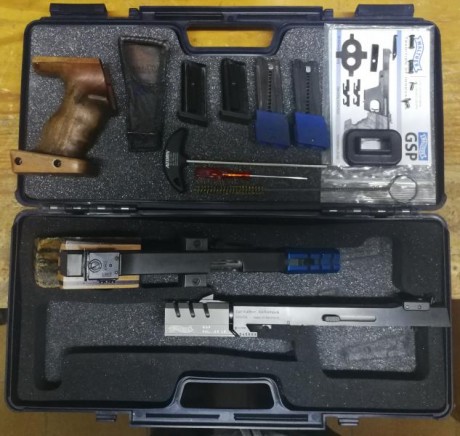  "VENDIDA" 
Vendo walther del 32 con carro conversor del calibre 22 LR.
En perfecto estado y 02