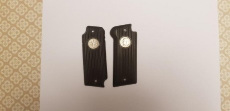  VENDIDAS  ]Vendo cachas de  ASTRA 400 de la epoca de la republica se ha sustituido  la R.y la E por un 00