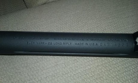 En venta Browning Buck Mark con cañon de 185 mm. (7.1/4") en perfecto estado de estética y funcionamiento.
 02