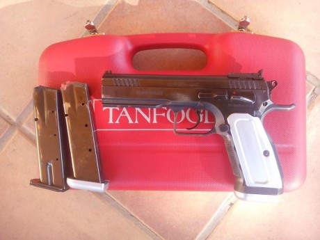 :D Hola, vendo Tanfoglio stok lll
3 cargadores y maletín original
Ahora a 600€ y ya no se puede bajar 50