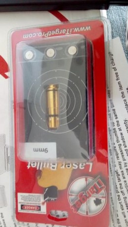 Se vende entrenador electrónico ITARGET PRO para calibre 9mm , solo extrenado pues me compre otro entrenador 02