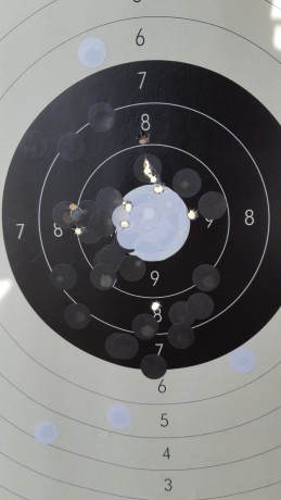 Buenas tardes, amigos. Hace poco me he hecho con un Oviedo 7x57 que está en bastante buen estado. Quiero 111