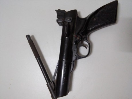 Pistola Webley Tempest con muy poco uso de 4.5mm. Regalo diana con depósito de munición.
PRECIO 100 euros.
Zona 00