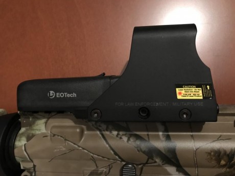 Vendo mi visor holografico Eotech 512.A65. Estado nuevo, solo probado una vez en galeria con 30 disparos 10