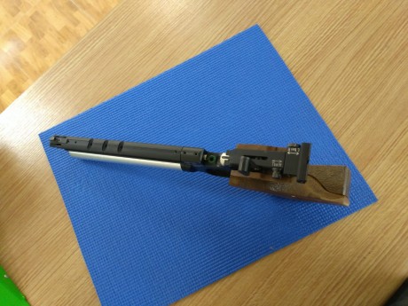 Pues es, un amigo del club me pide que.le ponga su pistola de pcp steyr lp10 en venta , en perfecto estado 02