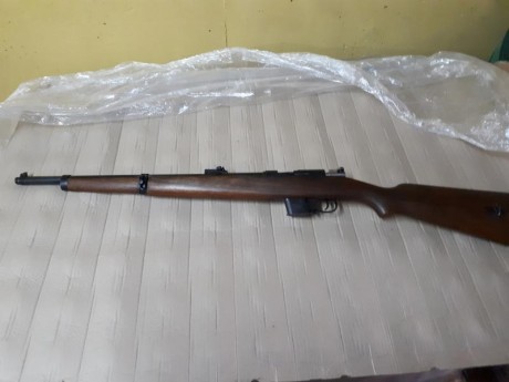 VENDO CARABINA DESTROYER  9L ESTA PERFECTA PERO CON SUS AÑOS 
ESTA EN MURCIA  200 EUROS
POSEO UNAS 200 01