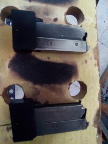 Buenas tardes, pongo en venta dos cargadores para Pardini HP .32 son para el modelo antiguo. Pido 50€ 00