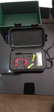 Oferta. Solo estrenados. 350€. Estan en Beza, Jaen 00