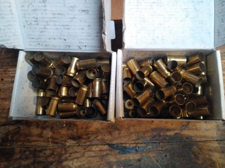 Vendo vainas del 32 s&w long de varias marcas, casi todas solo se han disparado una vez menos unas 02