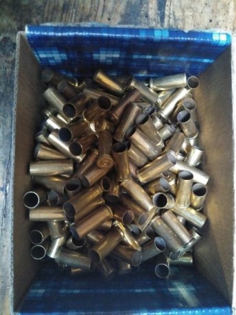 Vendo vainas del 32 s&w long de varias marcas, casi todas solo se han disparado una vez menos unas 01