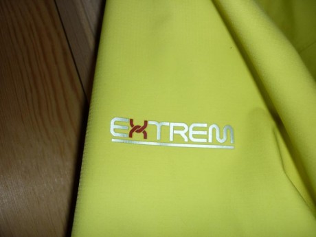 Por cambio de talla vendo esta estupenda chaqueta comprada el año pasado en UK y utilizada solo una temporada 00