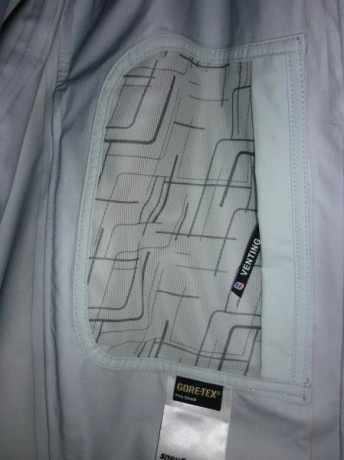 Por cambio de talla vendo esta estupenda chaqueta comprada el año pasado en UK y utilizada solo una temporada 21