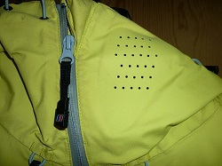 Por cambio de talla vendo esta estupenda chaqueta comprada el año pasado en UK y utilizada solo una temporada 20