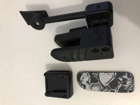 Funda de estracción rápida para IPSC fabricada en alta calidad. El arma se ancla a la funda por el guardamontes, 00